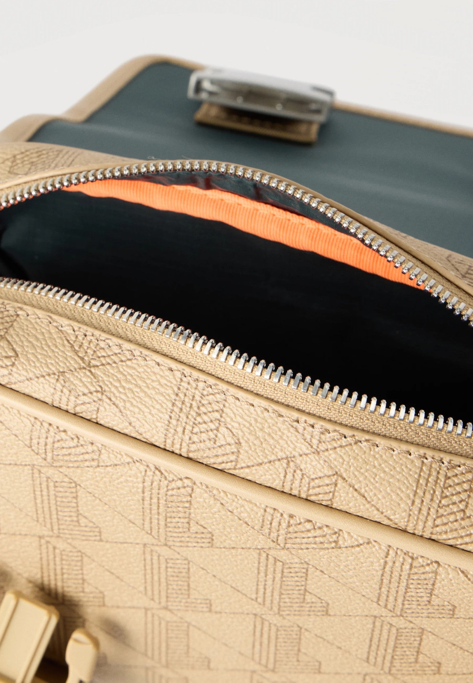 Lacoste The Blend Crossbody — Beige - detalle