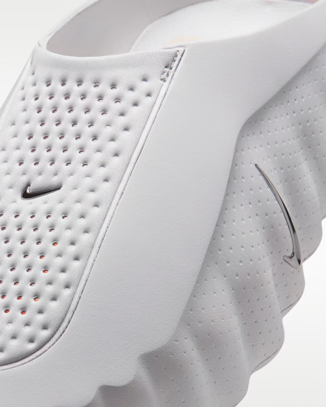 Mind 001 Slide Glacier White — detalle-empeine